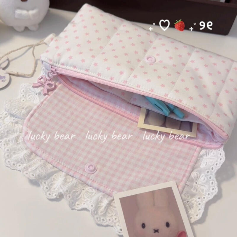 กระเป๋าใส่ปากกาการ์ตูนลายสตรอว - Strawberry Huller บทวิจารณ์และราคา